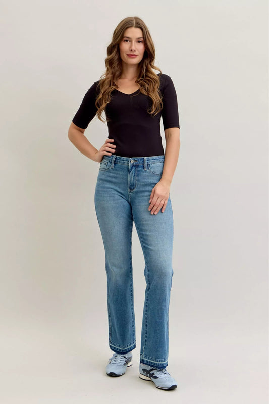 Judy Blue Mid Rise Slim Bootcut Tummy Control Release Hem Jeans 881056 MD