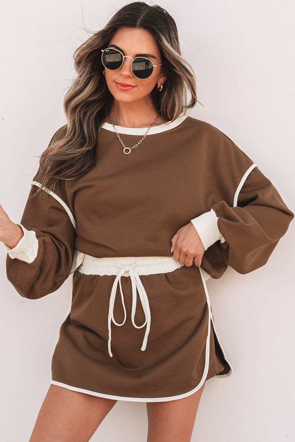 Evergreen Color Contrast Loose Pullover and Lace-up Waist Skort Set Coffee 65%Polyester+35%Cotton