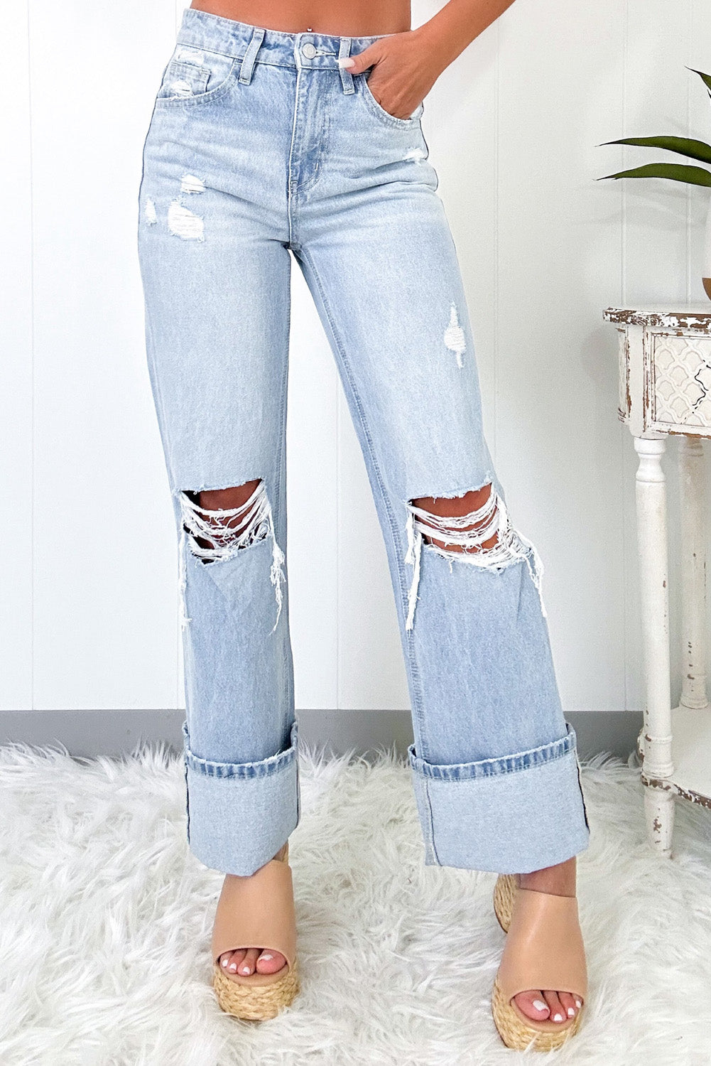 Beau Blue Light Wash Distressed Straight Jeans Beau Blue 93%Cotton+5%polyester+2%Elastane