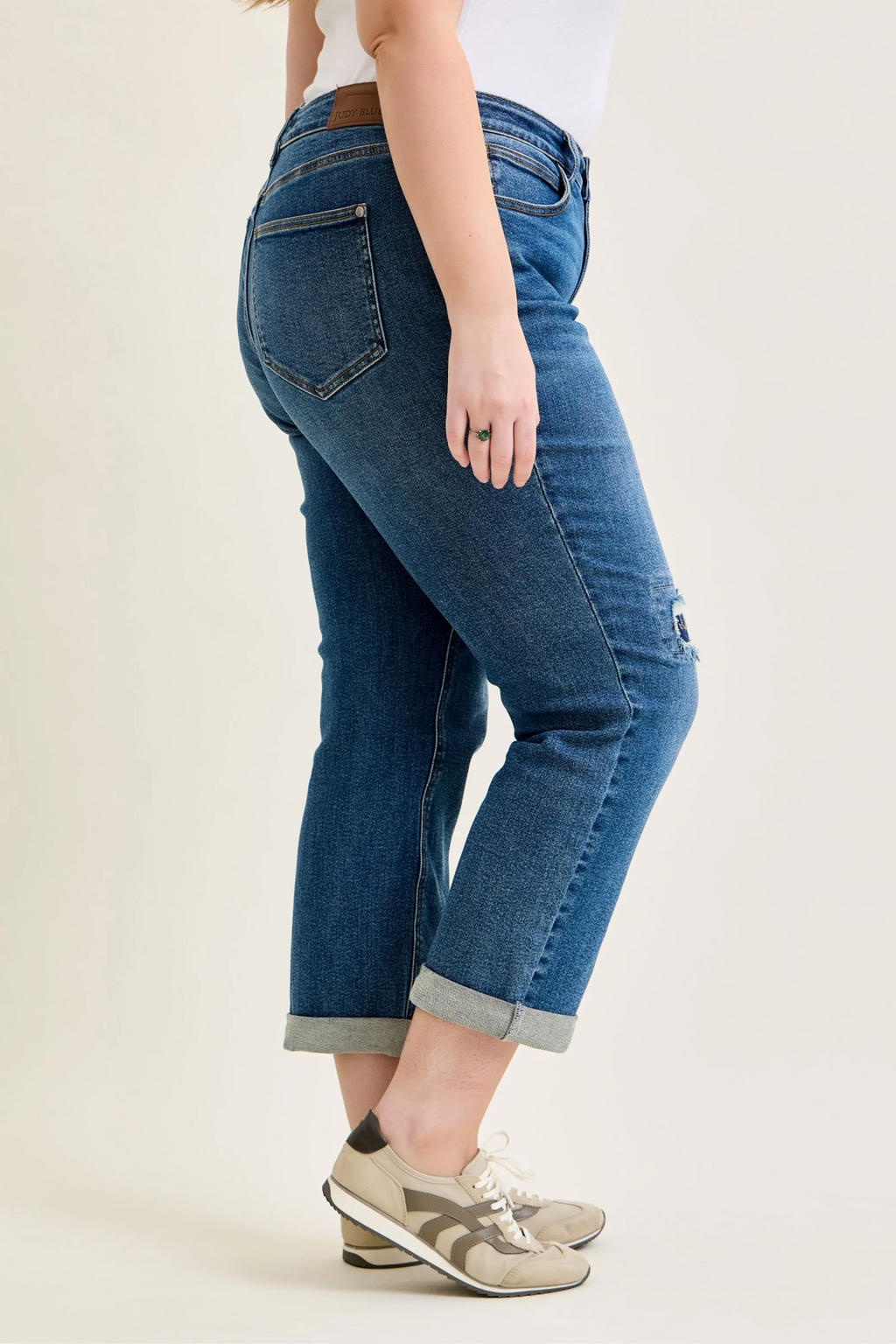 Judy Blue Mid Rise Embroidered Repair Patch Boyfriend Denim Jeans 881071