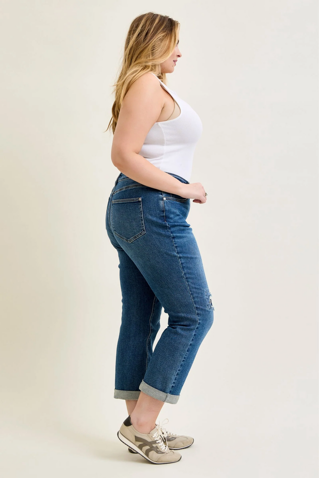 Judy Blue Mid Rise Embroidered Repair Patch Boyfriend Denim Jeans 881071